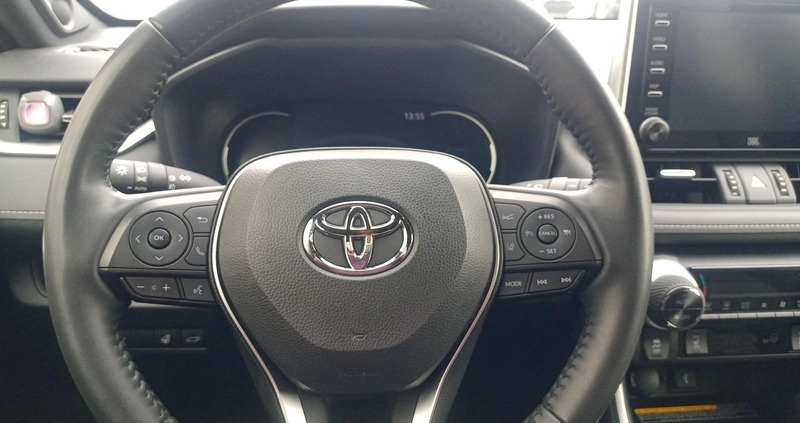 Toyota RAV4 cena 182900 przebieg: 34524, rok produkcji 2021 z Wyszogród małe 154